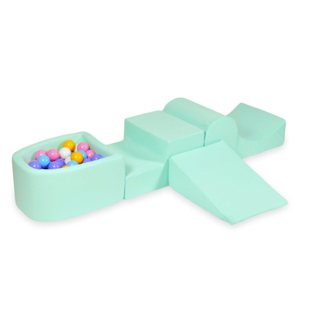 Aire de jeux en mousse avec colline et piscine micro menthe + 100 balles