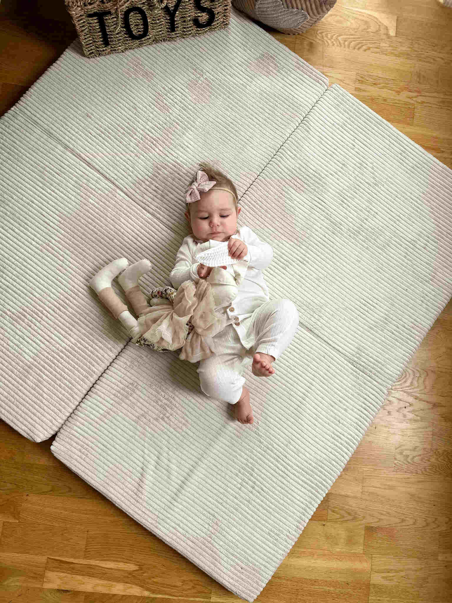 Tapis de jeu bébé pliable carré 120 × 120 cm en velours côtelé