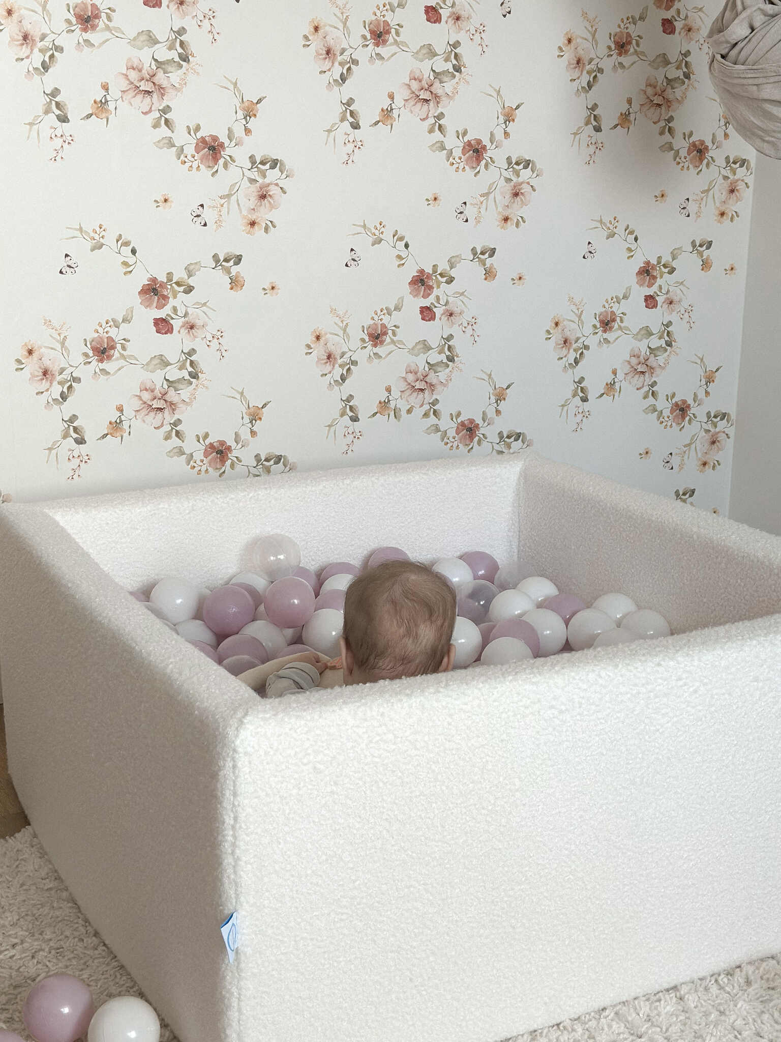 Aire de jeux en mousse avec piscine à balles carrée set de jeu enfant 90x90x40 Boucle Blanc + 400 balles