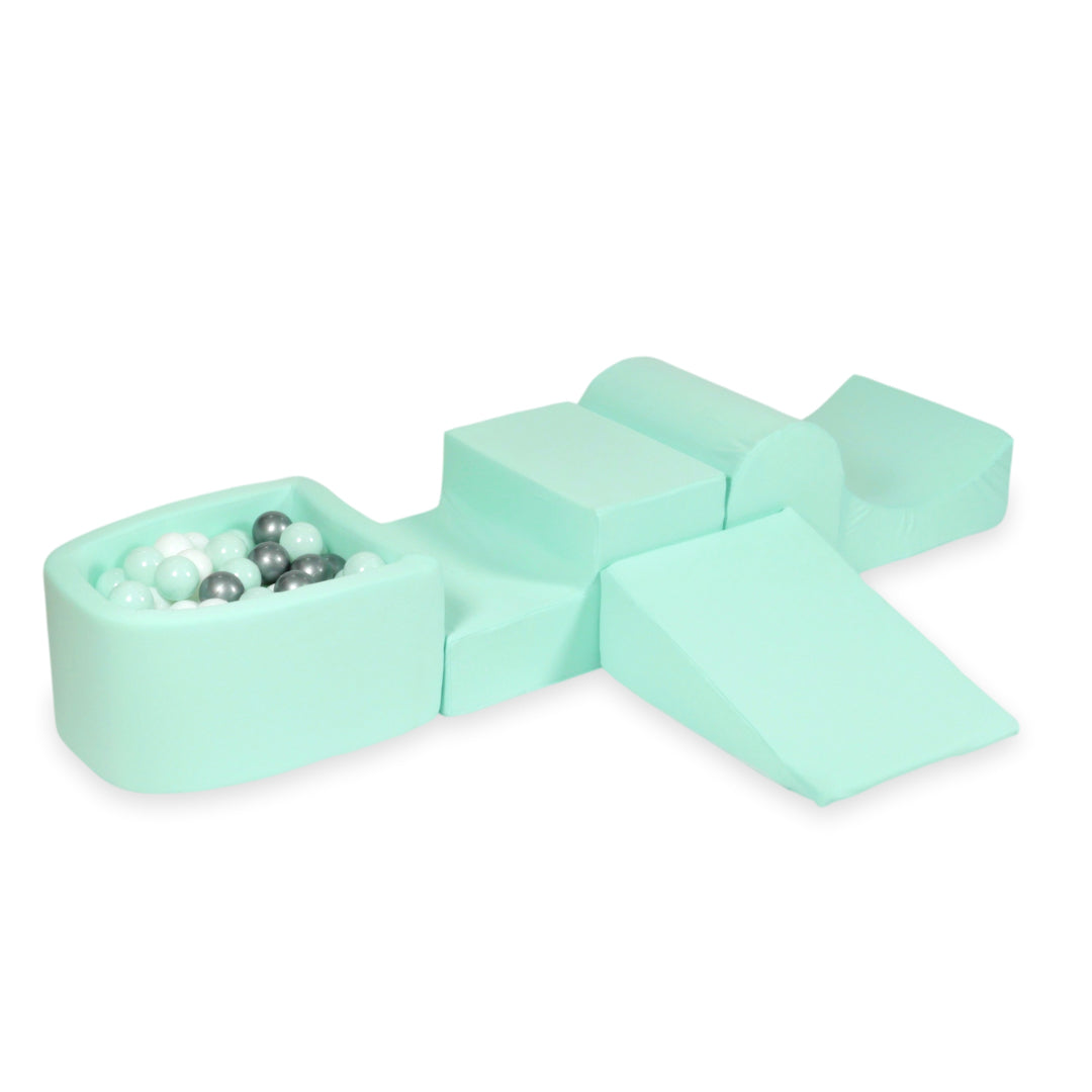 Aire de jeux en mousse avec colline et piscine micro menthe + 100 balles