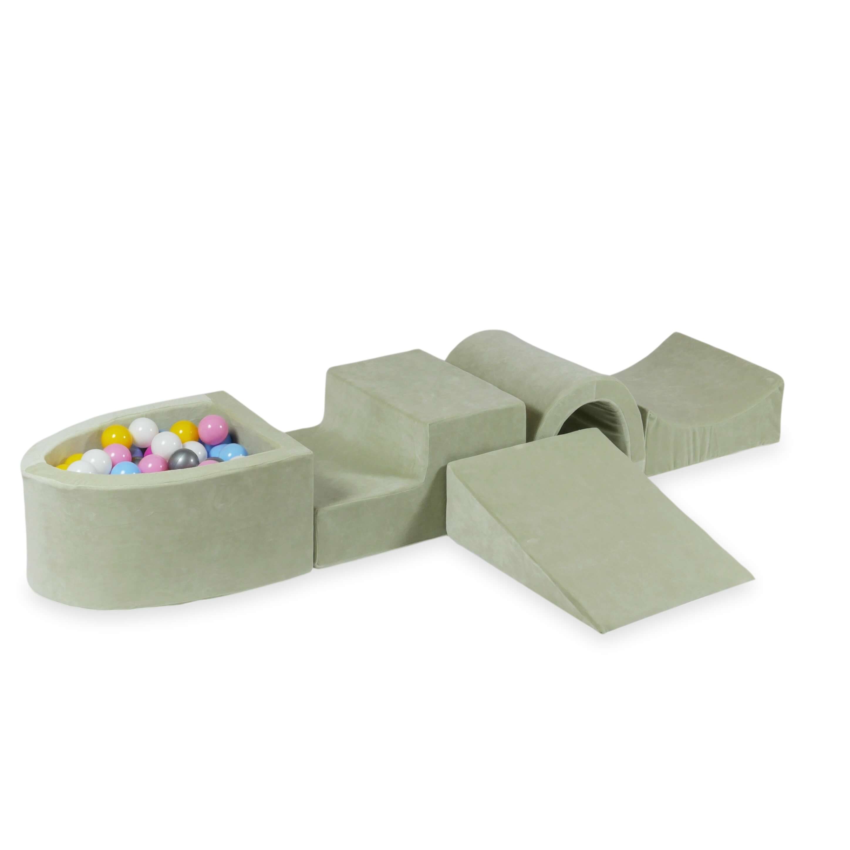Aire de jeux en mousse avec pont et piscine micro velvet soft pistachio + 100 balles