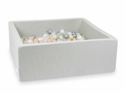 Piscine à Balles 110x110x40 gris clair avec balles 600 pcs (transparent, perlé, argent, or rose, or clair)